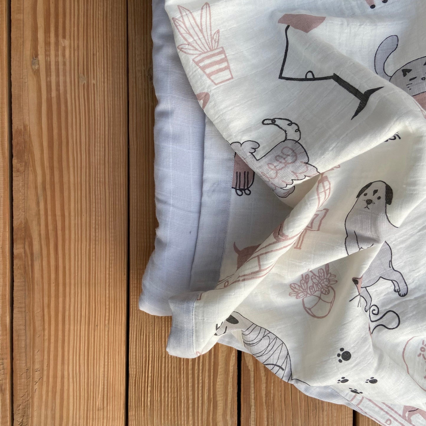 Zoey bedding set Woofles & Purrito Mini Bedding Set (Organic Muslin 0-1 Year)