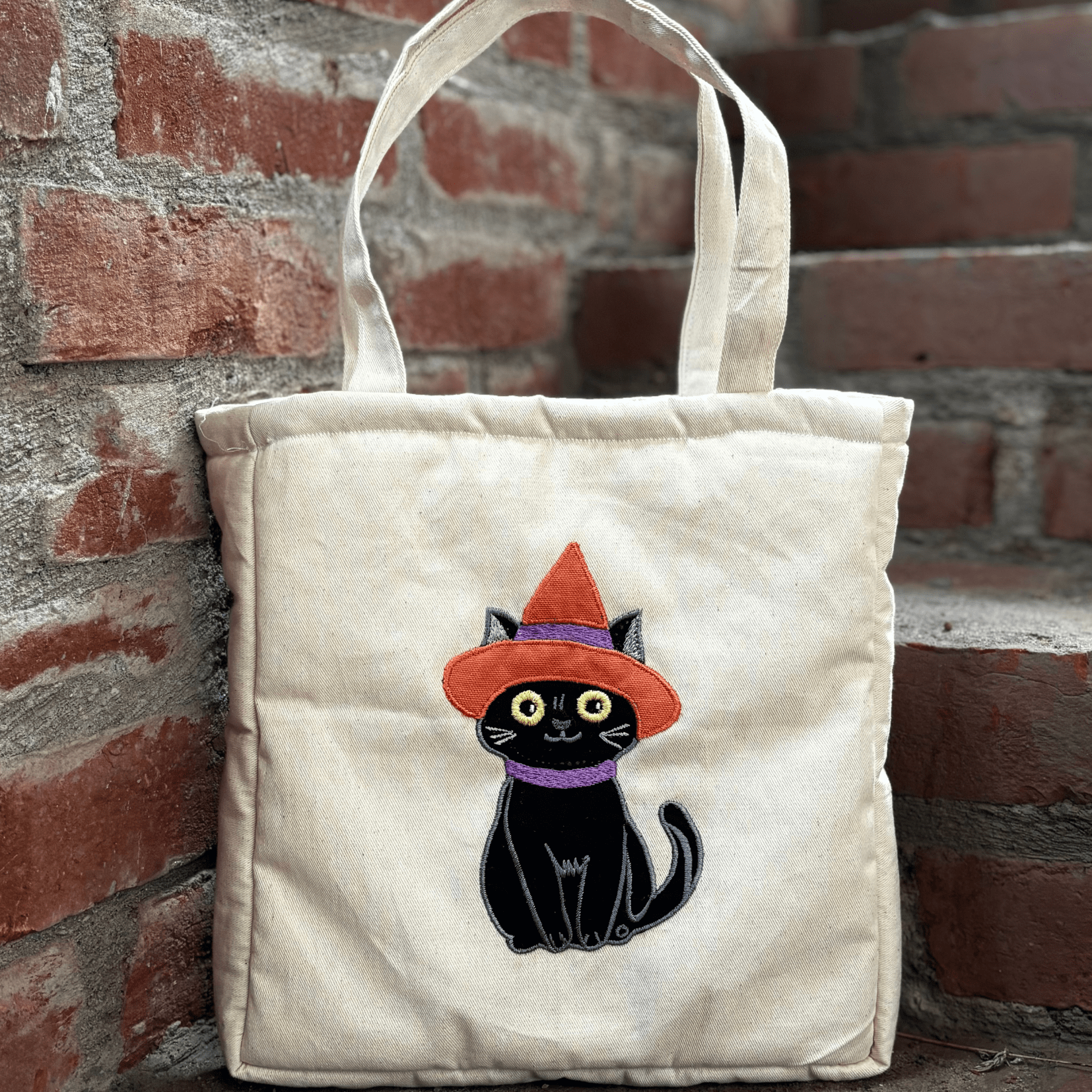 Zoey duffle bag Spooky Cat Halloween Tote Bag
