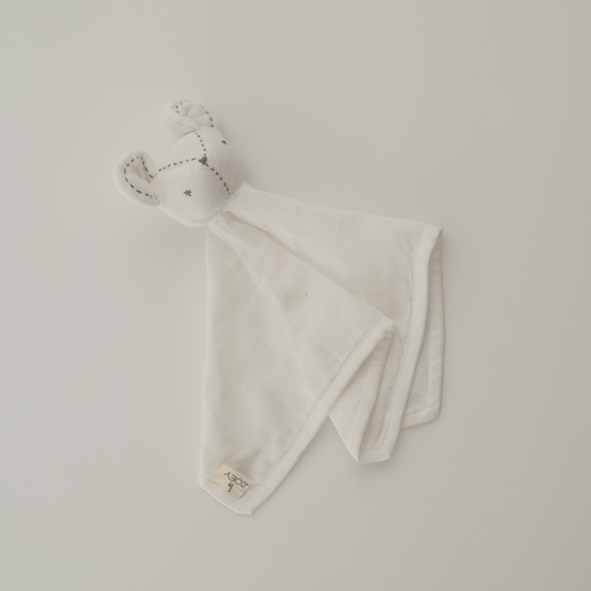 Zoey muslin napkins White Nibbles Muslin Comforter for Baby