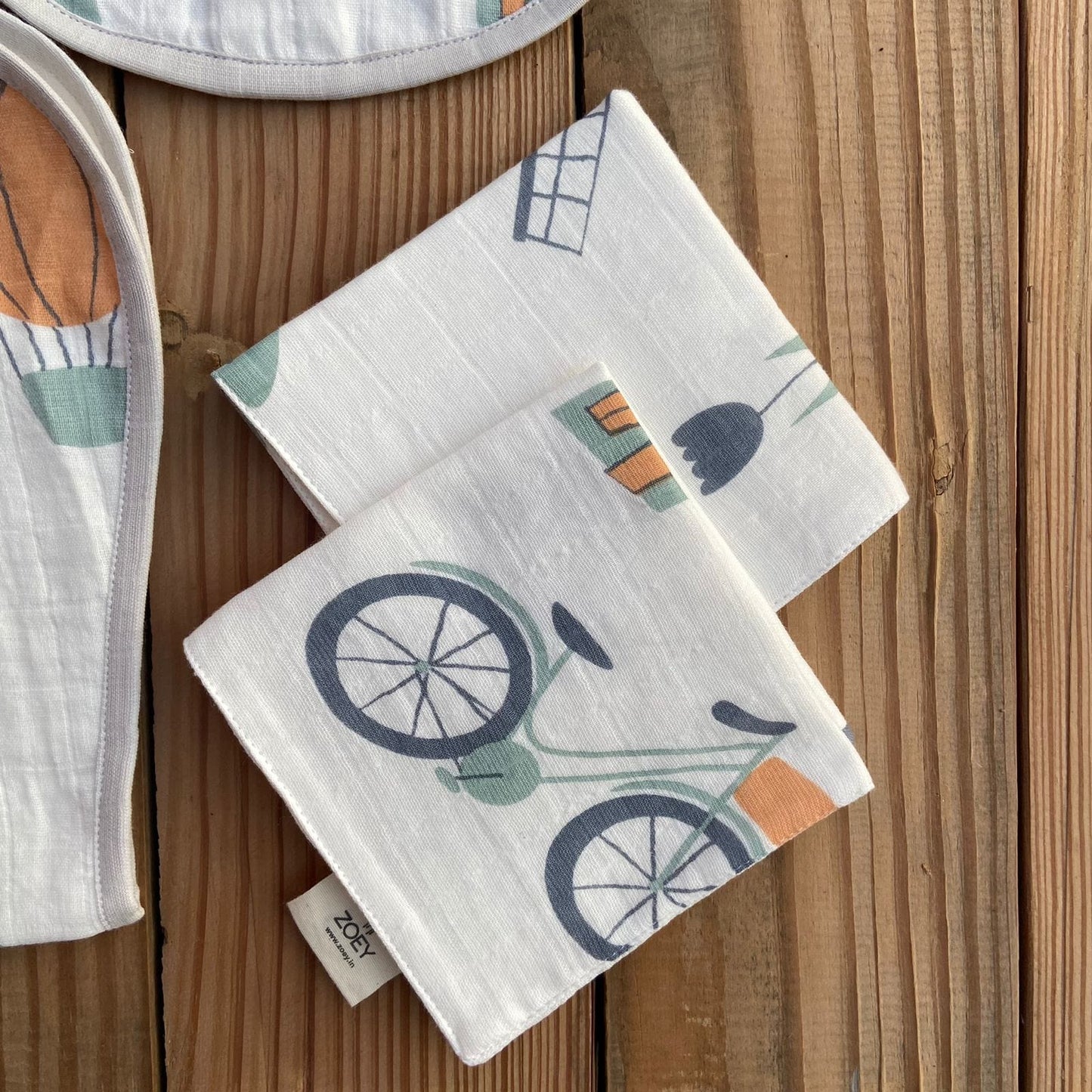 Zoey save on combos Amsterdam Muslin Essential Combo