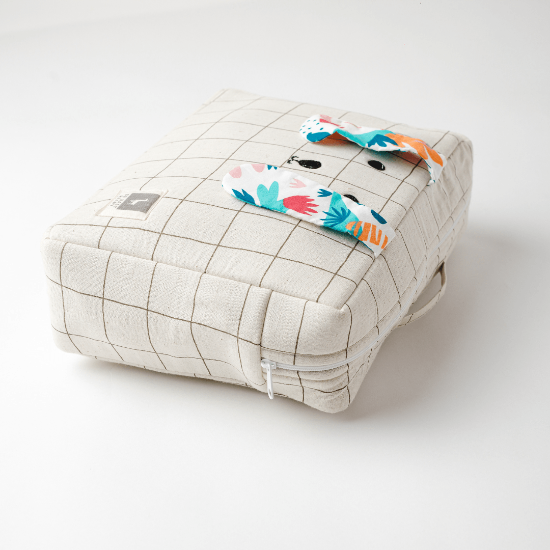 Zoey travel pouch The Cuddle Puddle Gift Box