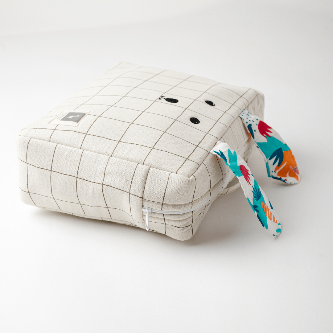 Zoey travel pouch The Cuddle Puddle Gift Box